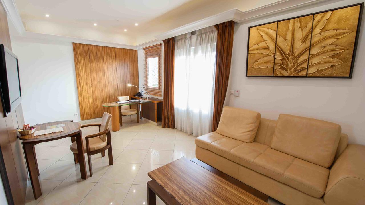Nomad Suites Residence Libreville Exterior foto