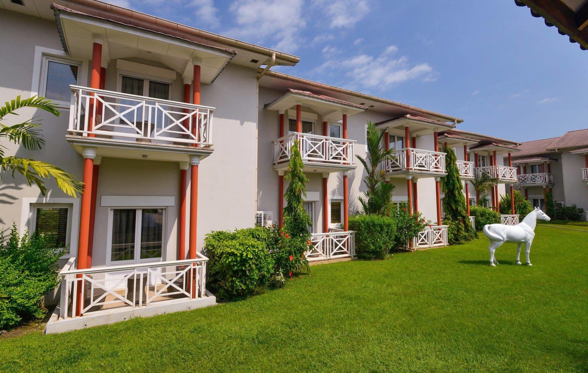 Nomad Suites Residence Libreville Exterior foto